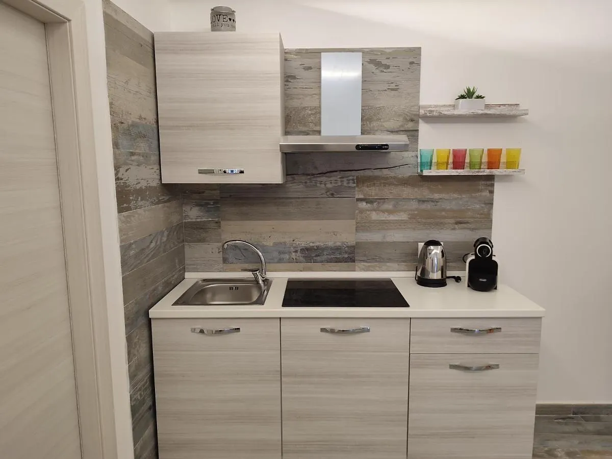 Casetta Al Vomero Naples Apartment